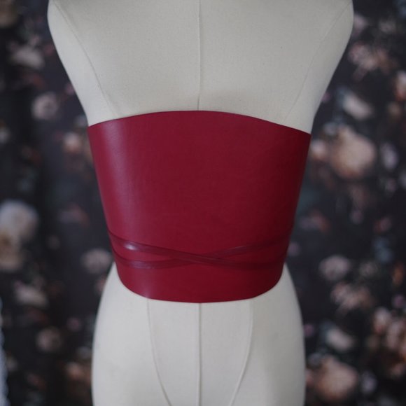 Dehanche Inspired Vachetta Leather Corset Belt with Thin Tie Straps - Picture 10 of 16